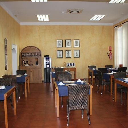 Sumaiya El Palacio Coria Kültér fotó