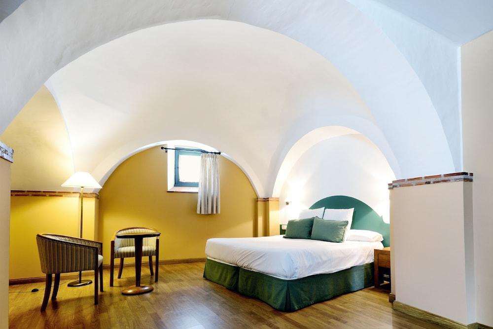 Sumaiya El Palacio Coria Kültér fotó