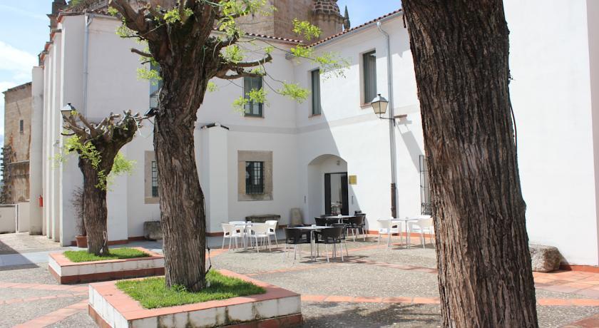 Sumaiya El Palacio Coria Kültér fotó