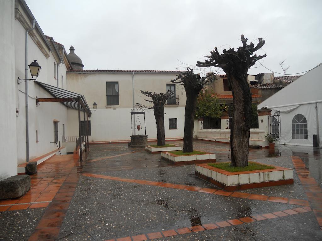 Sumaiya El Palacio Coria Kültér fotó